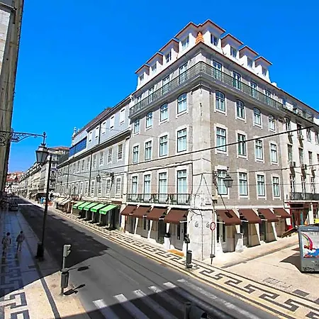 Prata Boutique Hotel 3*