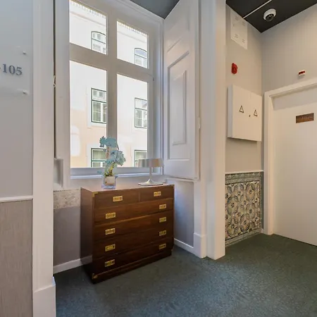 酒店 里斯本普拉塔精品酒店 3*